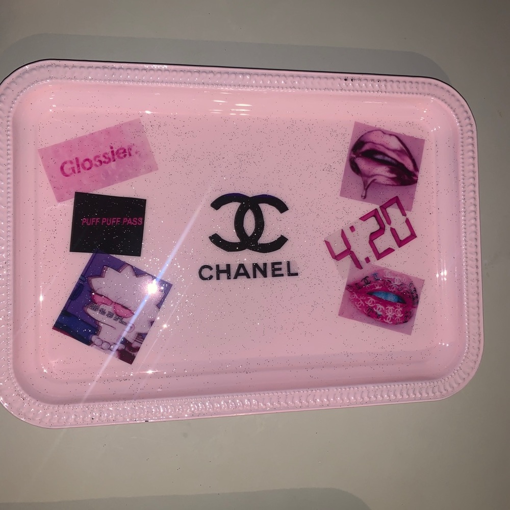 Trays - Picture 10 of 16